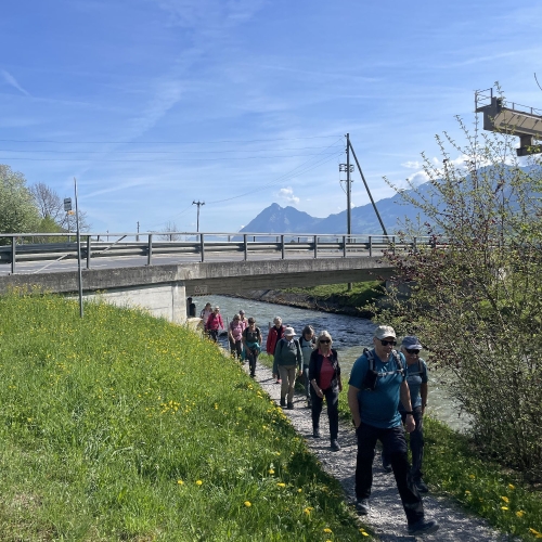 260418_PR_lang_4 Unter der Schwerzbachbrücke durch 002