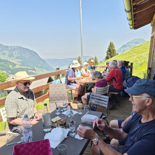20260528_7_Mittagsrast bei toller Aussicht