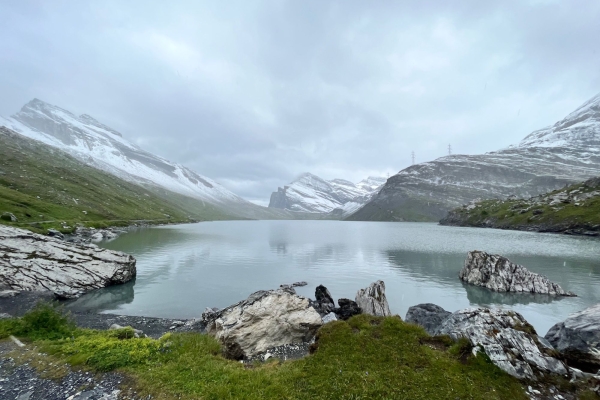 Über die Gemmi zur Lämmerenhütte