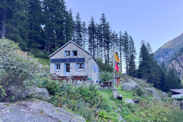 Von Amsteg durch das Fellital zum Oberalppass