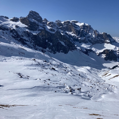 260304_03 Blick zurück von der Bannalper Schonegg