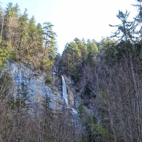02_Brünig 2025_04_09 01VerschlungeneWegeüberdenBrünig_r