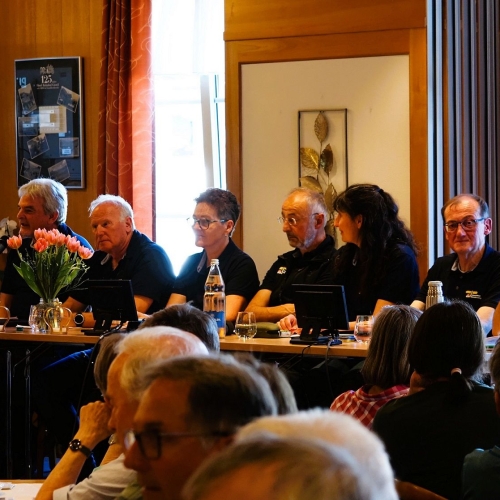 GV 26 14 Der Vorstand in Aktion