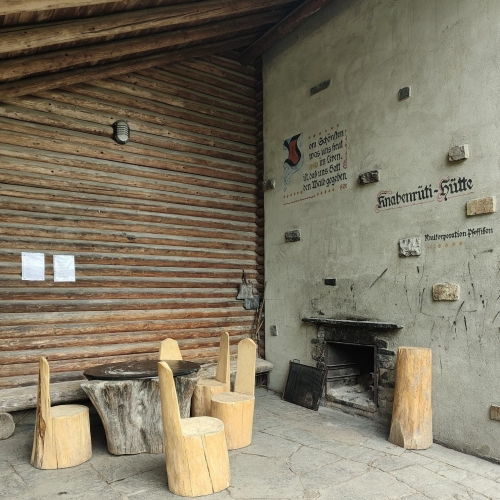 04_20250416_6 Knabenrütihütte